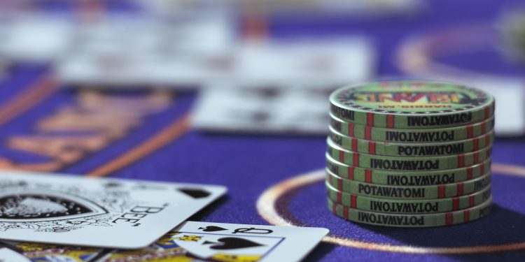 Utilizing Blackjack Strategy Charts to Learn Basic Strategy