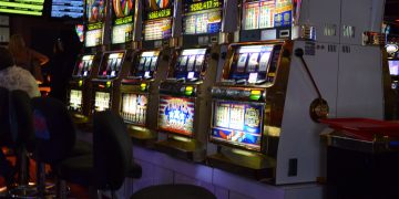 Slot Machines are the Most Attractive Method of Play for the Crowd