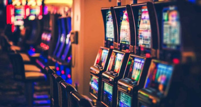 The Top 5 Reasons to Play Casino Games Online